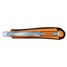 FISKARS PROFESSZIONÁLIS PENGEKÉS 9 mm, NAGY TEHERBÍRÁSÚ